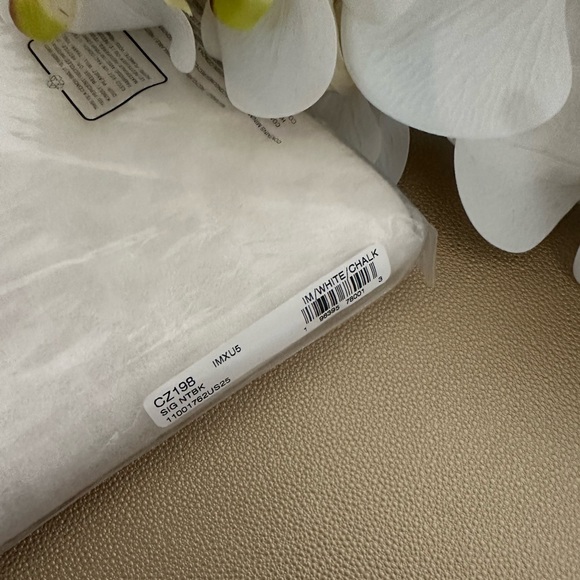 NWT 🤍 Coach Notebook in Signature Canvas and Smooth Leather • Chalk / White - Picture 6 of 6